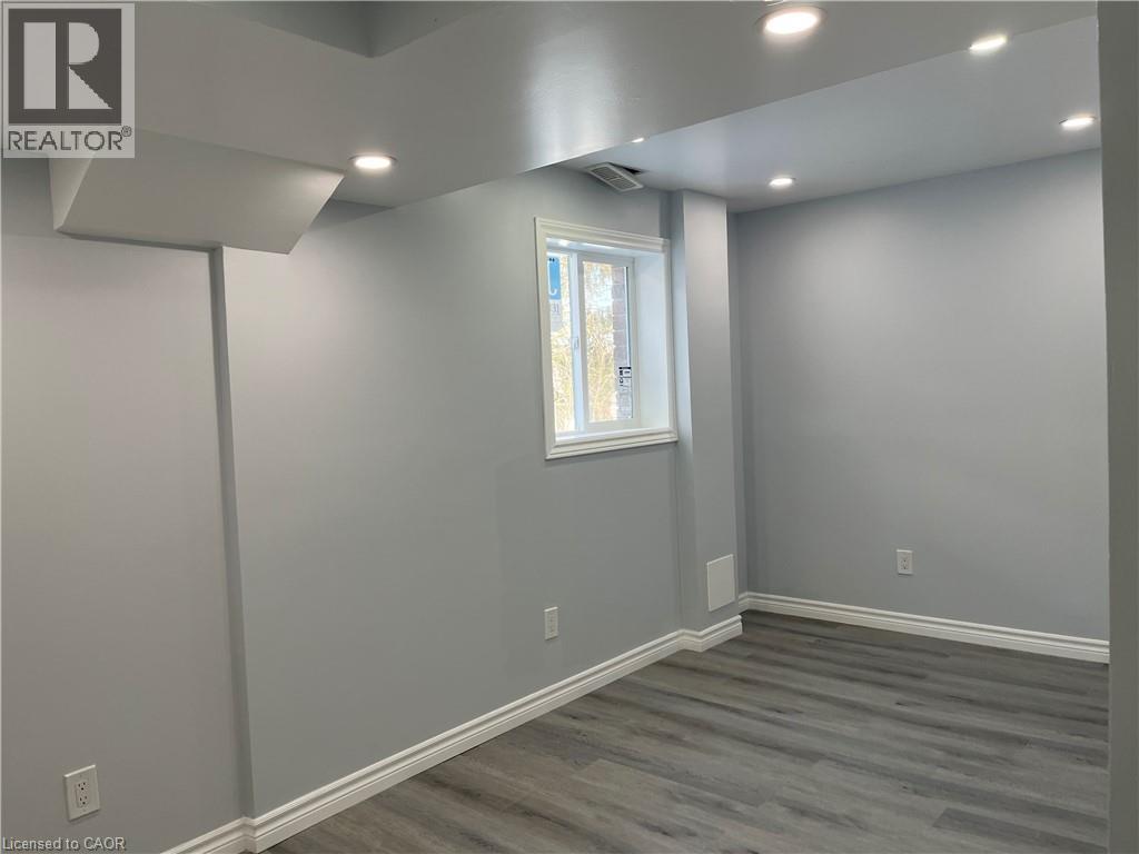 58 Pathfinder Crescent Unit# Lower Level, Kitchener, Ontario  N2P 1S6 - Photo 5 - 40809414