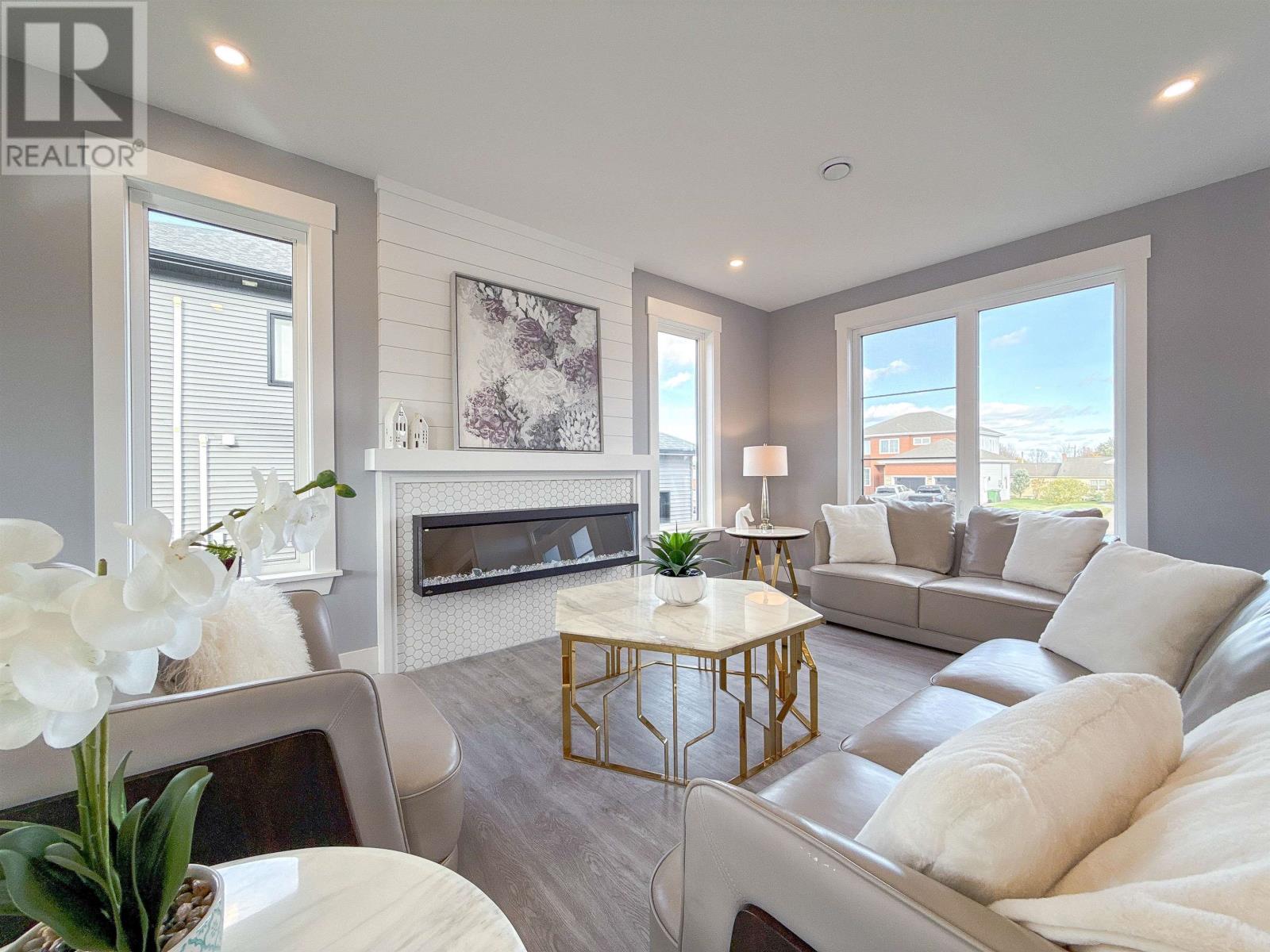 7 Maple Leaf Row, Stratford, Prince Edward Island C1B 4C9 - Photo 5 - 202604097