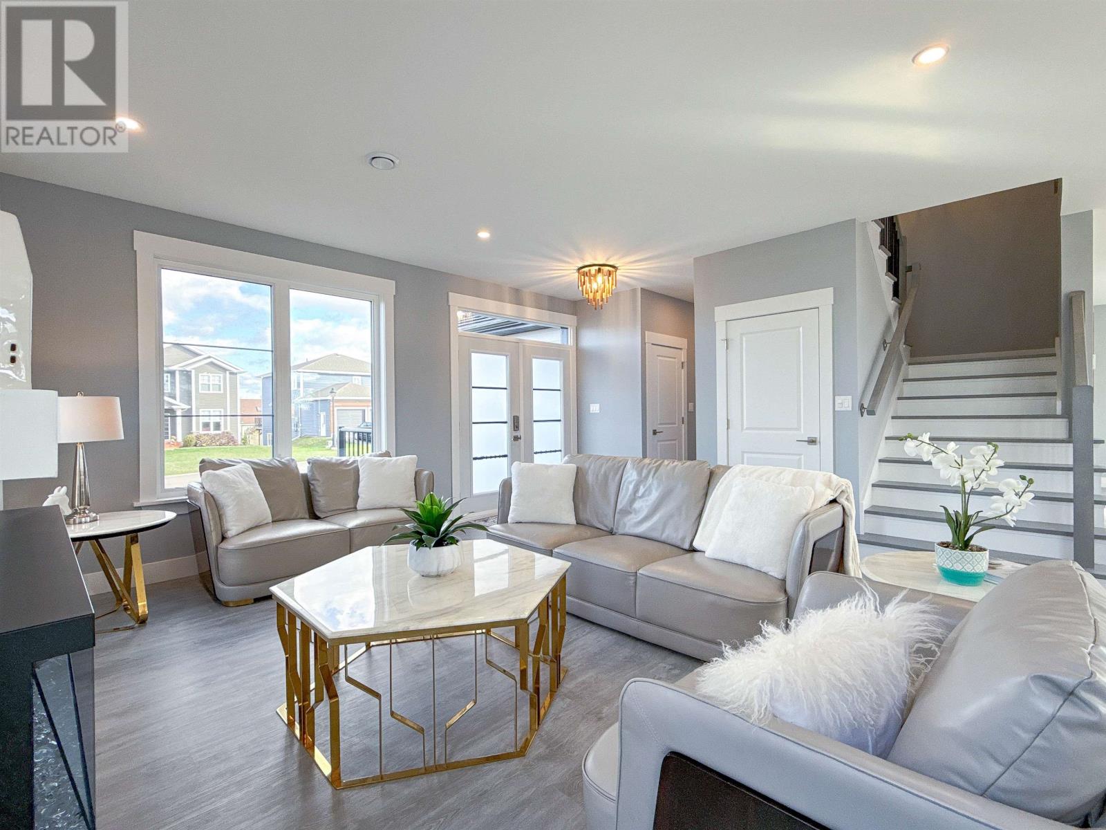 7 Maple Leaf Row, Stratford, Prince Edward Island C1B 4C9 - Photo 6 - 202604097