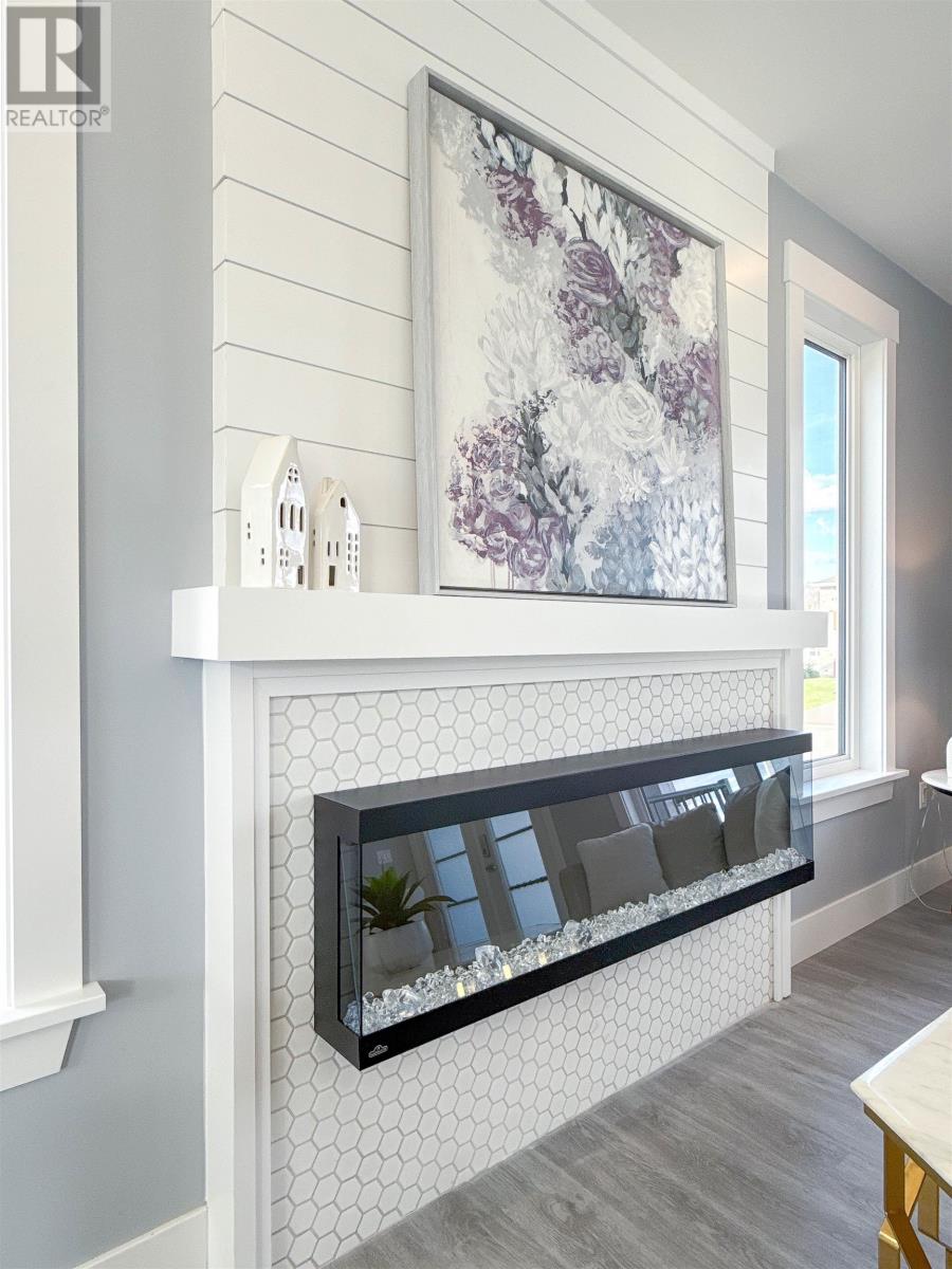 7 Maple Leaf Row, Stratford, Prince Edward Island C1B 4C9 - Photo 7 - 202604097