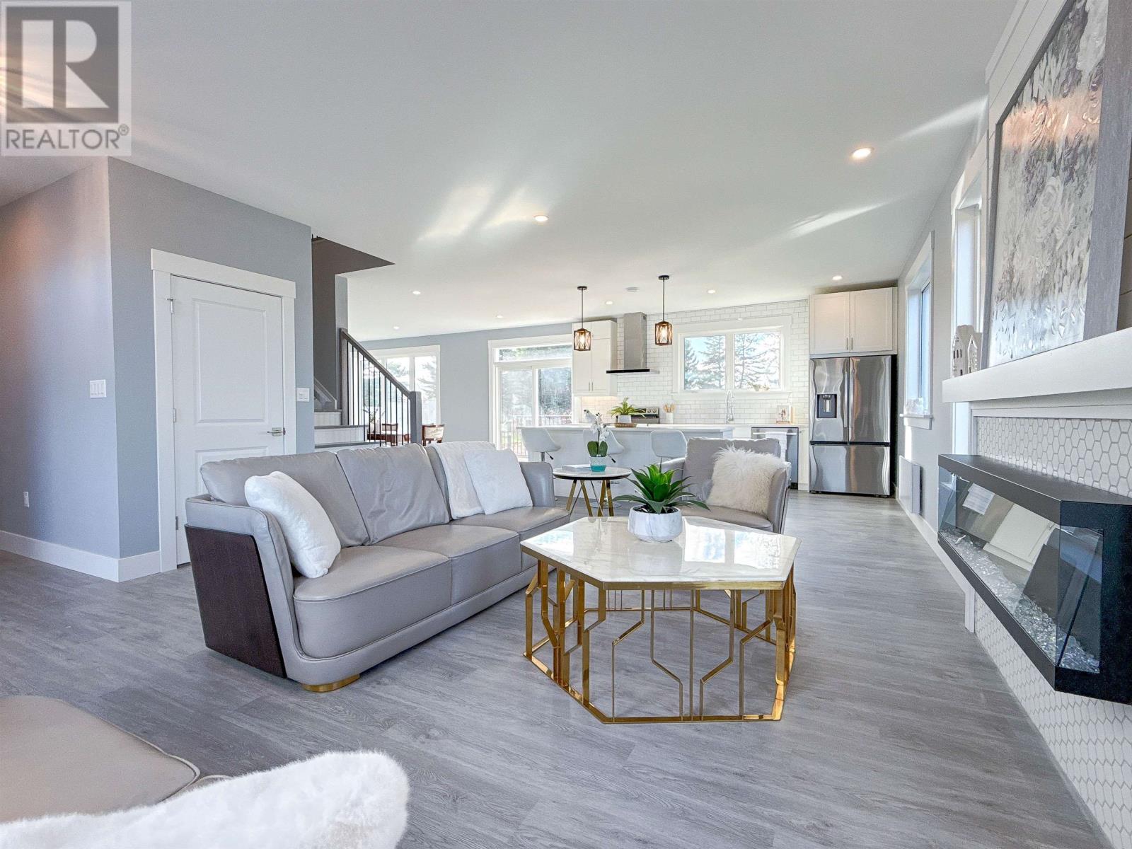 7 Maple Leaf Row, Stratford, Prince Edward Island C1B 4C9 - Photo 8 - 202604097