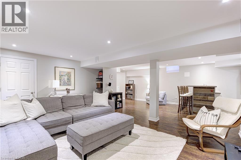 2142 Meadowglen Drive, Oakville, Ontario  L6M 4C8 - Photo 39 - 40797410