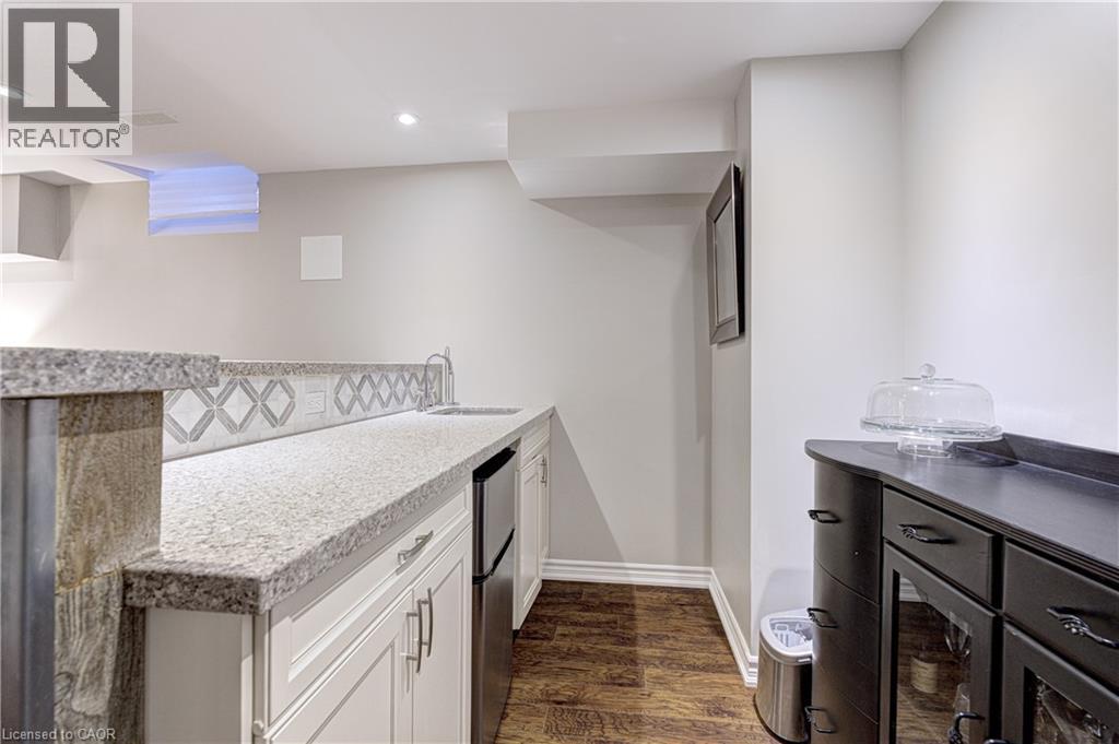 2142 Meadowglen Drive, Oakville, Ontario  L6M 4C8 - Photo 35 - 40797410