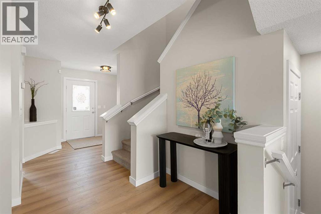 187 Elgin Way Se, Calgary, Alberta  T2Z 3Y8 - Photo 2 - A2288406