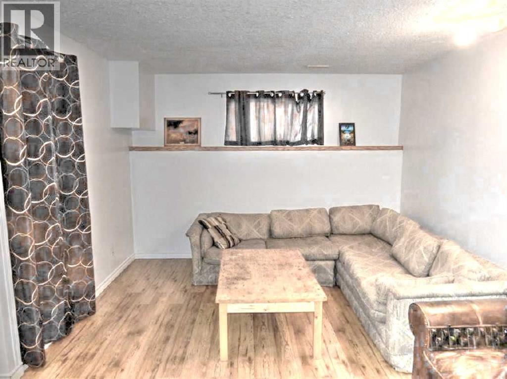 73 Martindale Boulevard Ne, Calgary, Alberta  T3J 2W5 - Photo 6 - A2290895