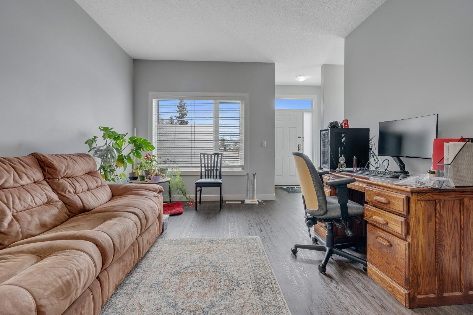 10104  122 Ave Nw, Edmonton, Alberta  T5G 1Z7 - Photo 1 - 44426968
