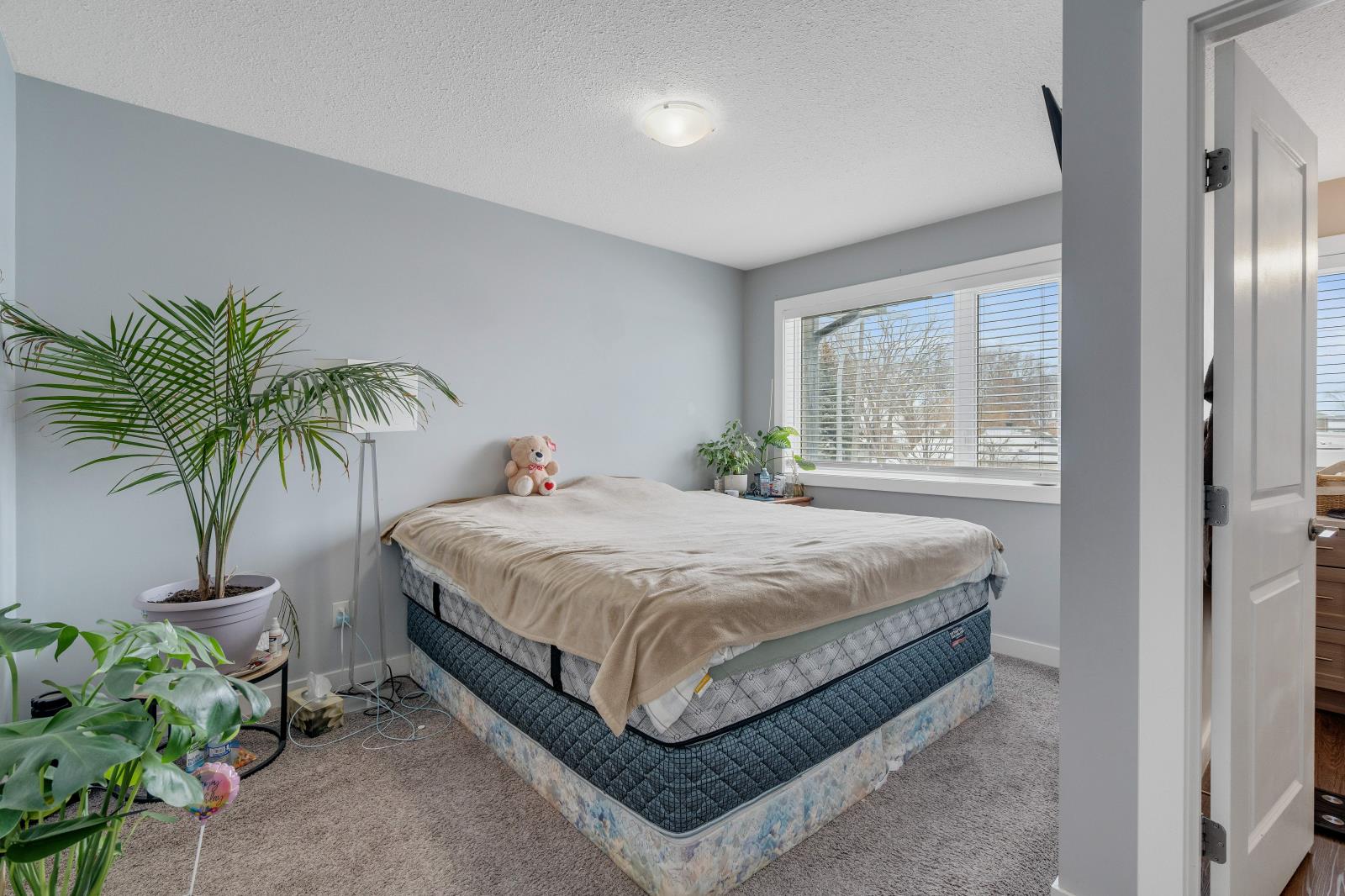 10104  122 Ave Nw, Edmonton, Alberta  T5G 1Z7 - Photo 4 - 44426968