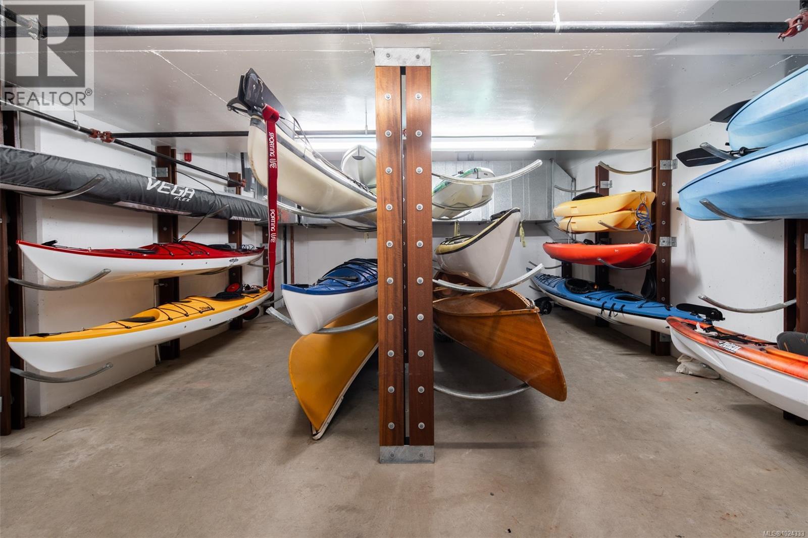 208 100 Saghalie Rd, Victoria, British Columbia  V9A 0A1 - Photo 57 - 1024333