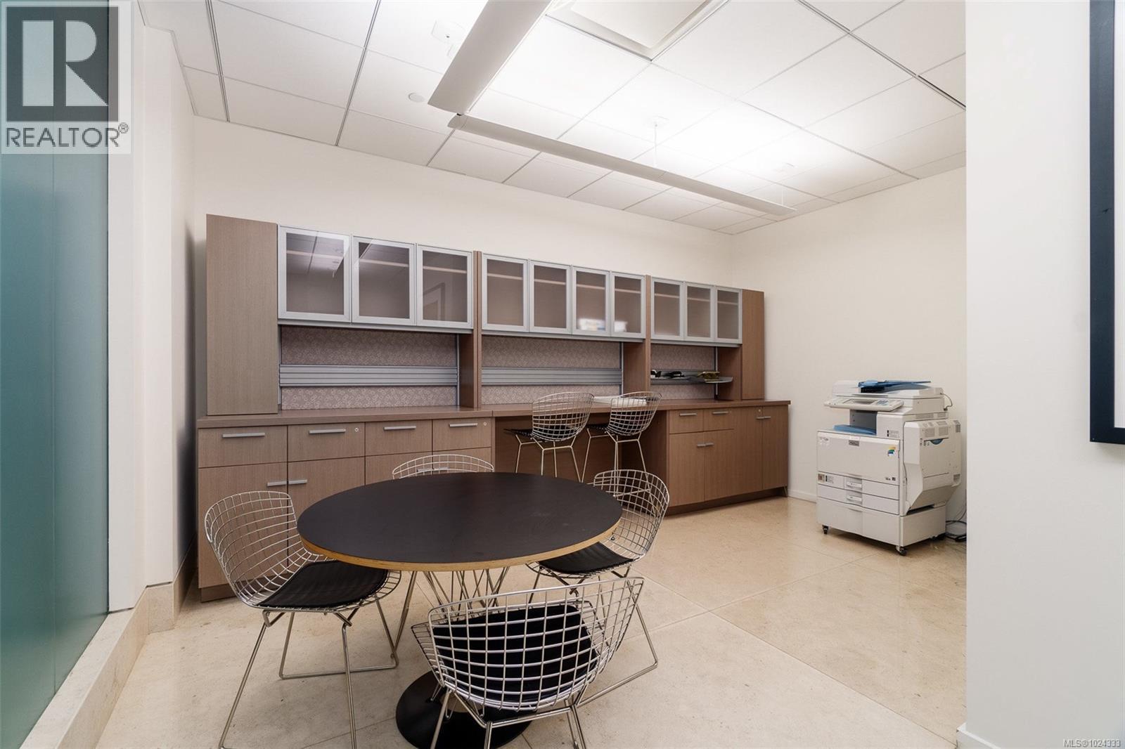 208 100 Saghalie Rd, Victoria, British Columbia  V9A 0A1 - Photo 48 - 1024333