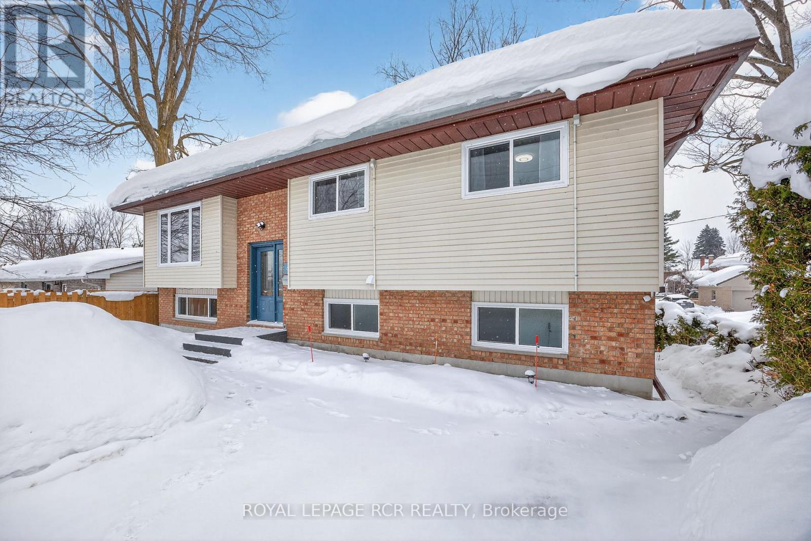 49 Borland Street E, Orillia, Ontario  L3V 2B6 - Photo 4 - S12778544