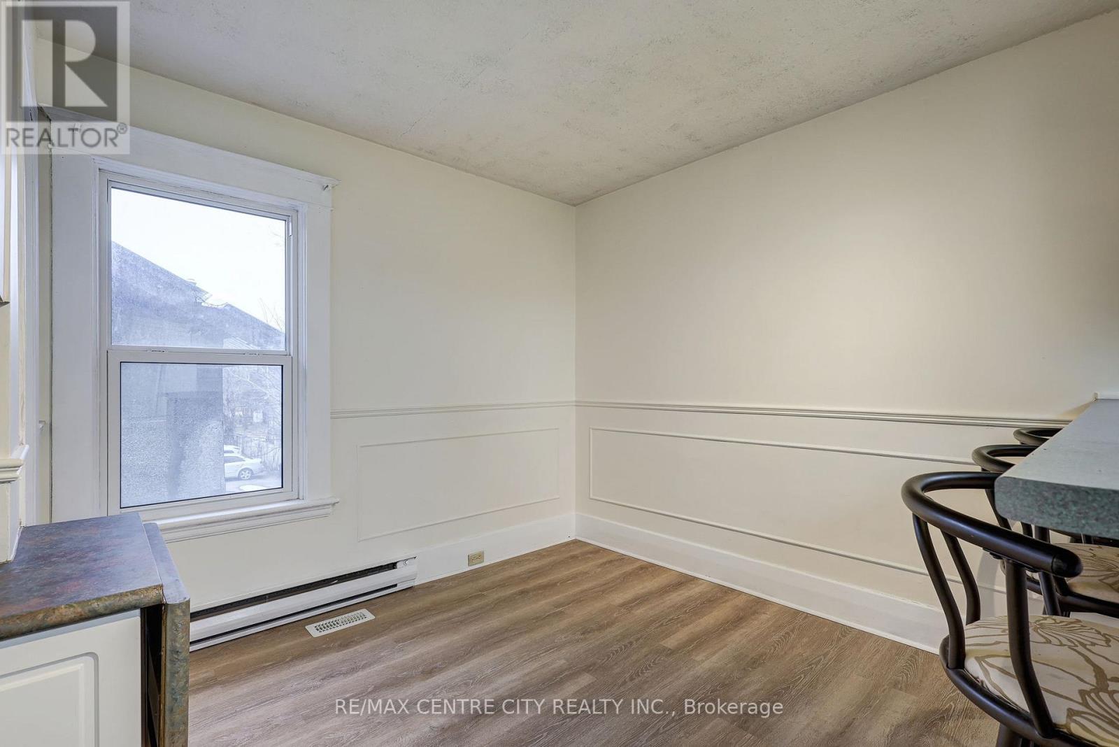 84 Wharncliffe Road S, London South, Ontario  N6J 2K1 - Photo 38 - X12858760