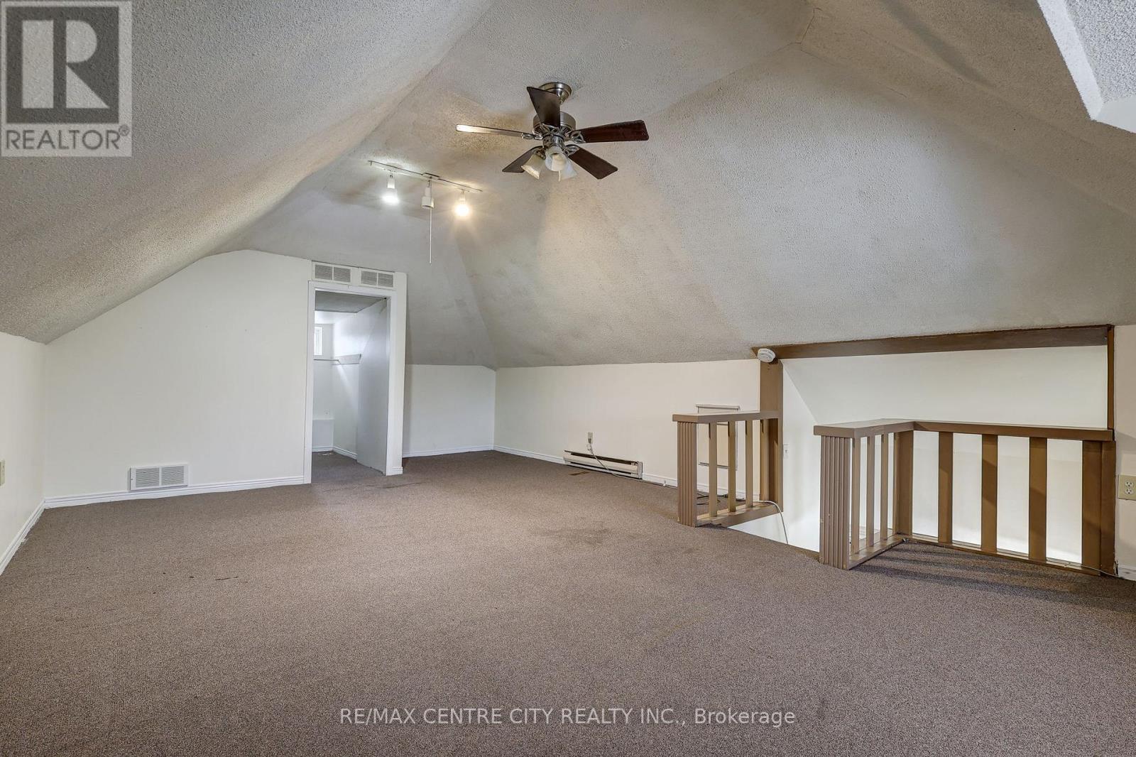 84 Wharncliffe Road S, London South, Ontario  N6J 2K1 - Photo 42 - X12858760