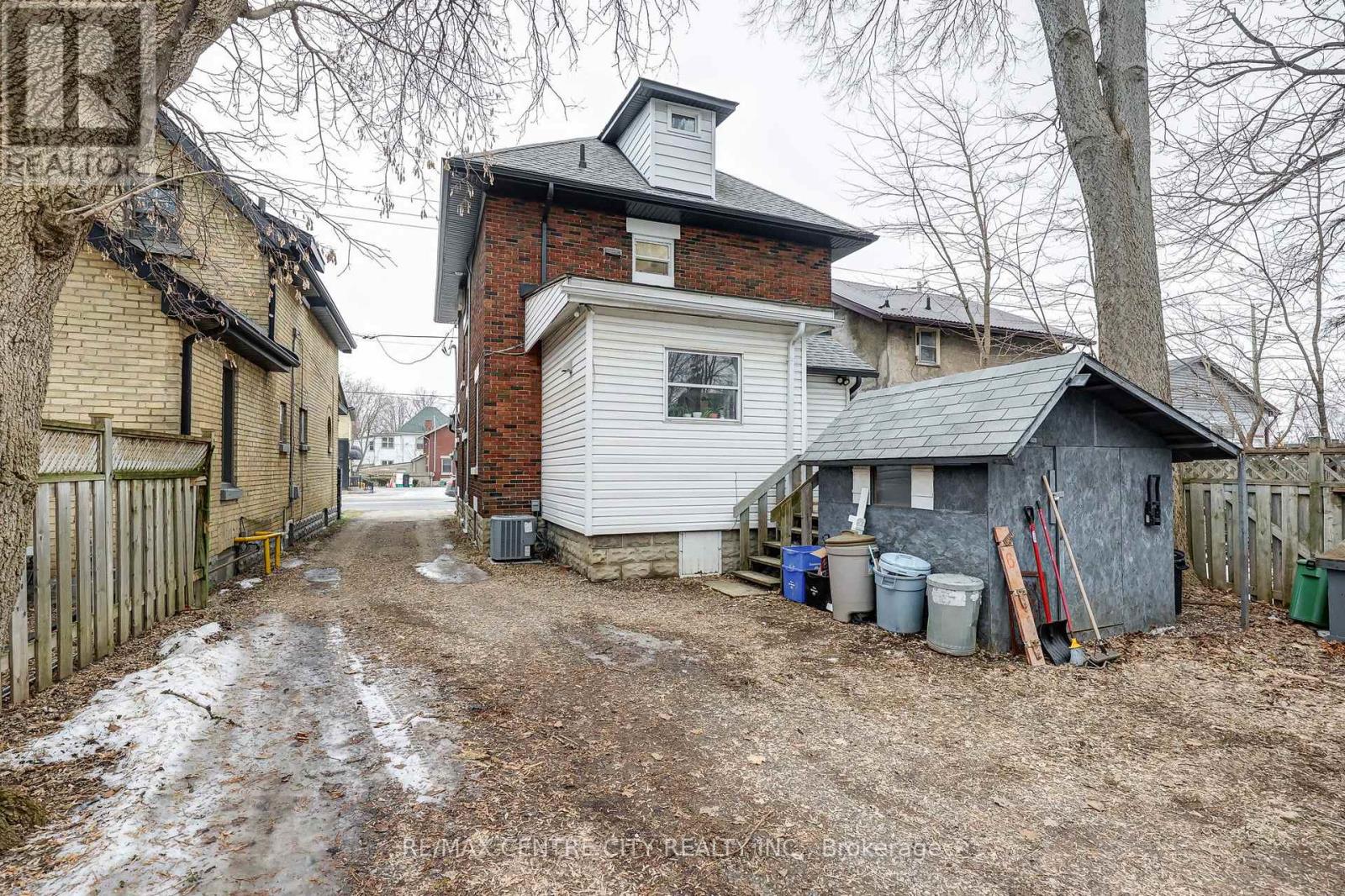 84 Wharncliffe Road S, London South, Ontario  N6J 2K1 - Photo 6 - X12858760