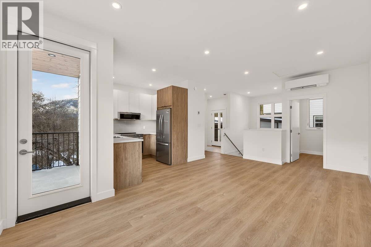 2224 Falls Street Unit# A, Nelson, British Columbia