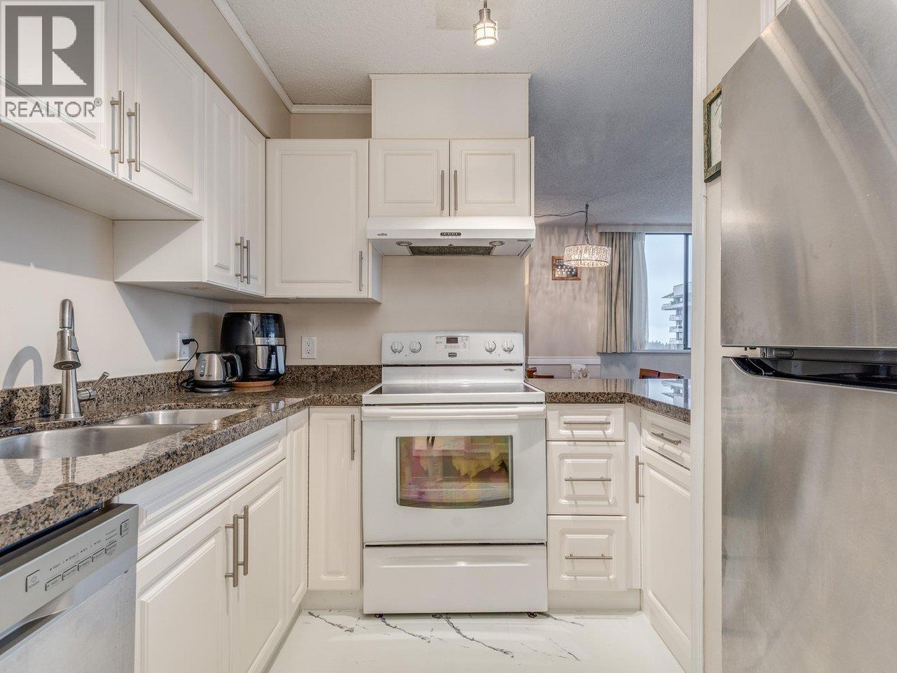 2002 3970 Carrigan Court, Burnaby, British Columbia  V3N 4S5 - Photo 10 - R3096693