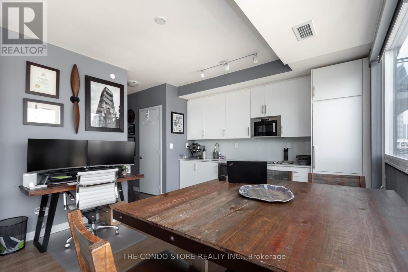 2006 - 460 Adelaide Street E, Toronto, Ontario  M5A 0E7 - Photo 11 - C12858762