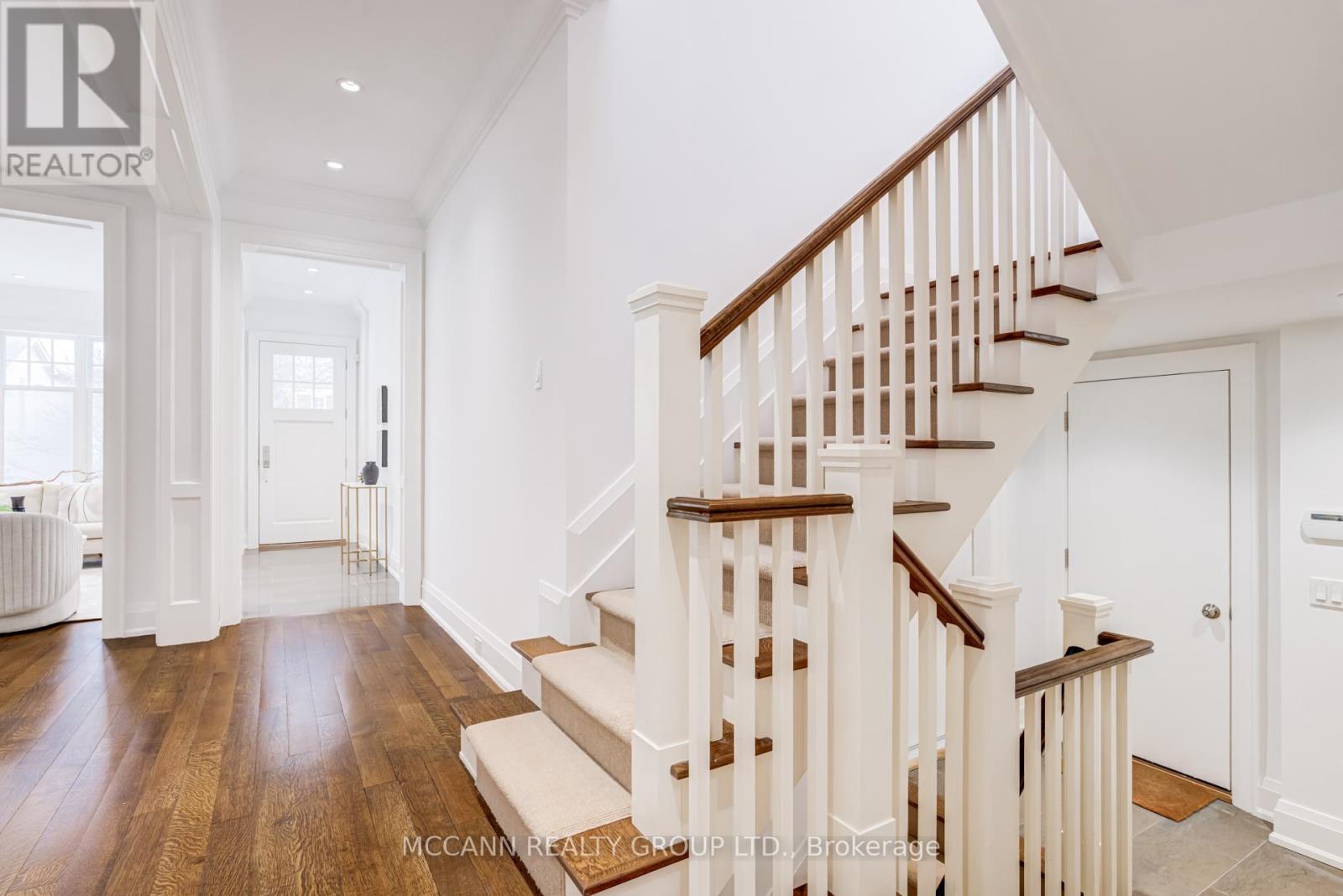 172 Hanna Road, Toronto, Ontario  M4G 3N8 - Photo 17 - C12858772