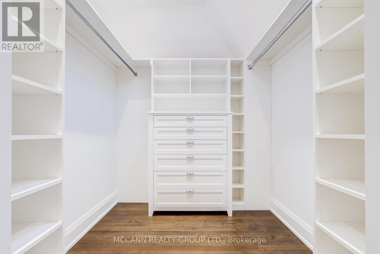 172 Hanna Road, Toronto, Ontario  M4G 3N8 - Photo 24 - C12858772