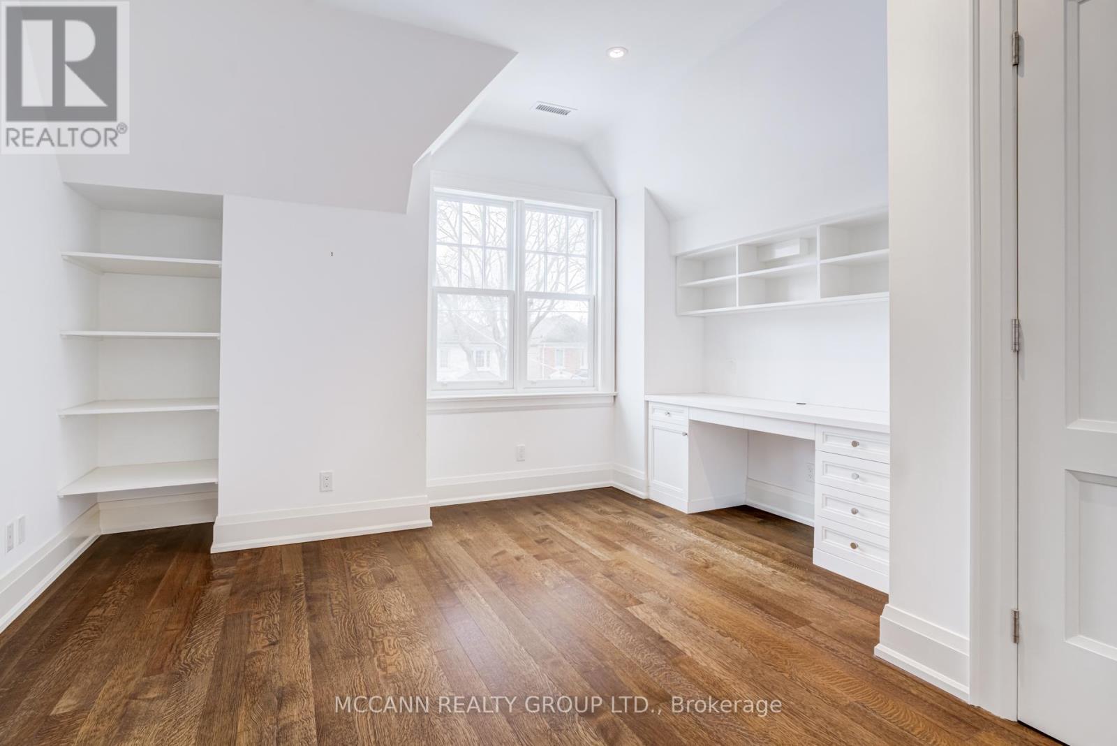 172 Hanna Road, Toronto, Ontario  M4G 3N8 - Photo 33 - C12858772