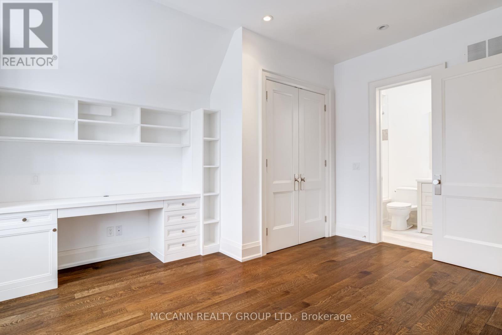 172 Hanna Road, Toronto, Ontario  M4G 3N8 - Photo 35 - C12858772