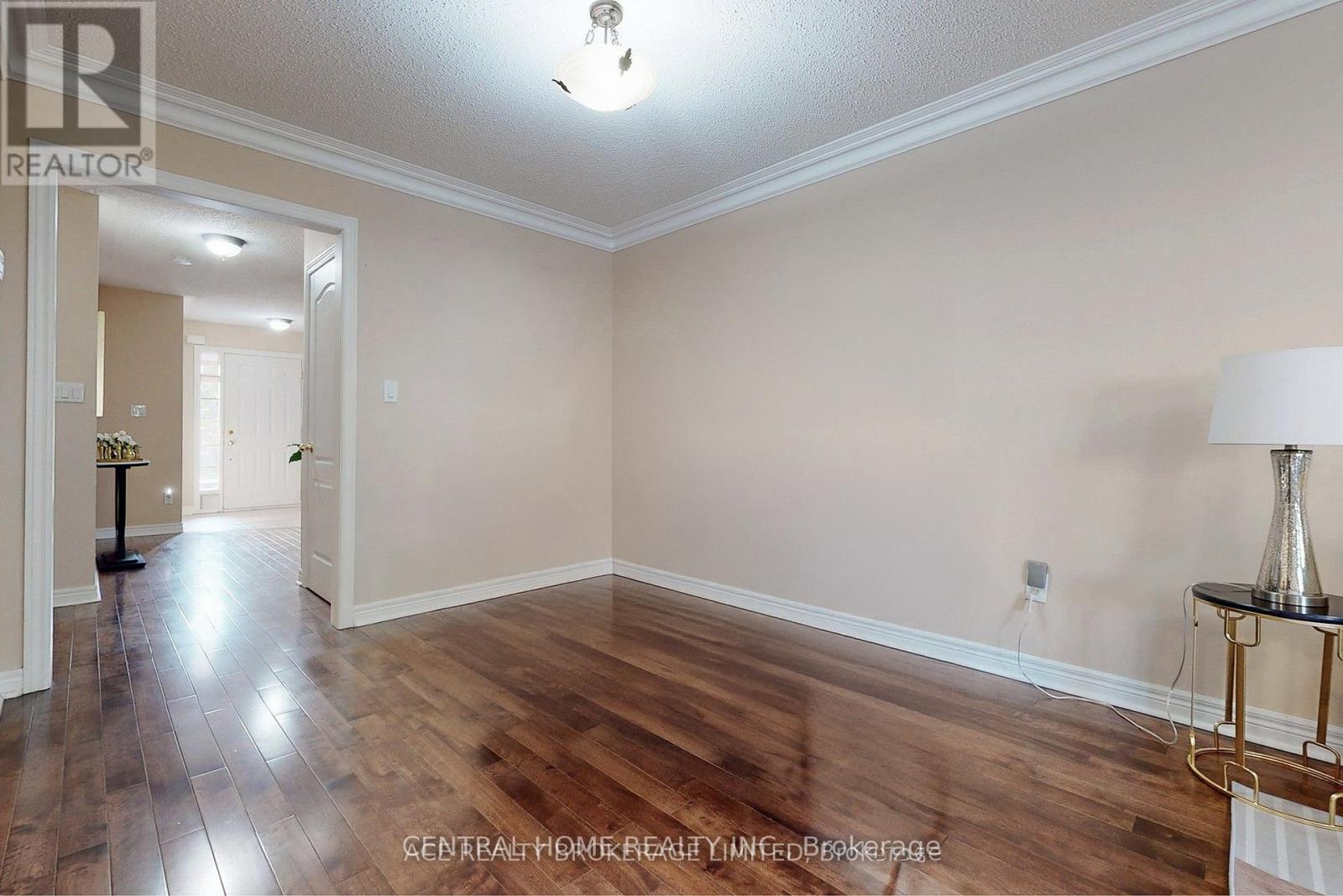 165 Manorheights Street, Richmond Hill, Ontario  L4S 2S8 - Photo 7 - N12858770