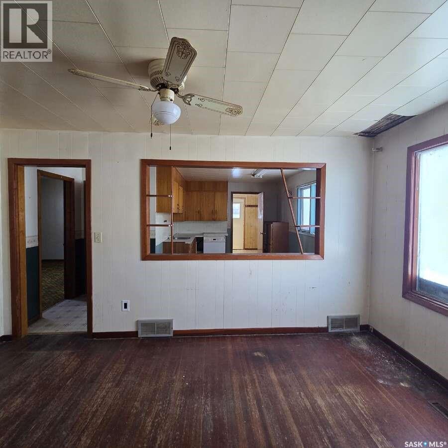 128 Railway Avenue, Margo, Saskatchewan  S0A 2M0 - Photo 11 - SK029944