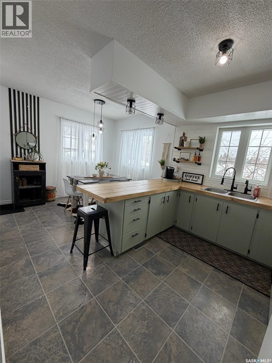 610 Albert Street, Hudson Bay, Saskatchewan  S0E 0Y0 - Photo 12 - SK029940