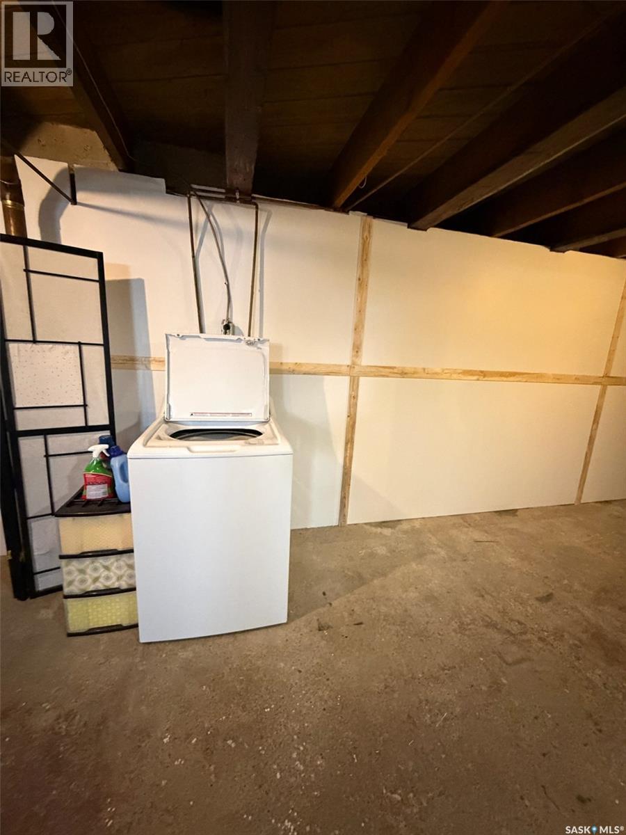 610 Albert Street, Hudson Bay, Saskatchewan  S0E 0Y0 - Photo 31 - SK029940