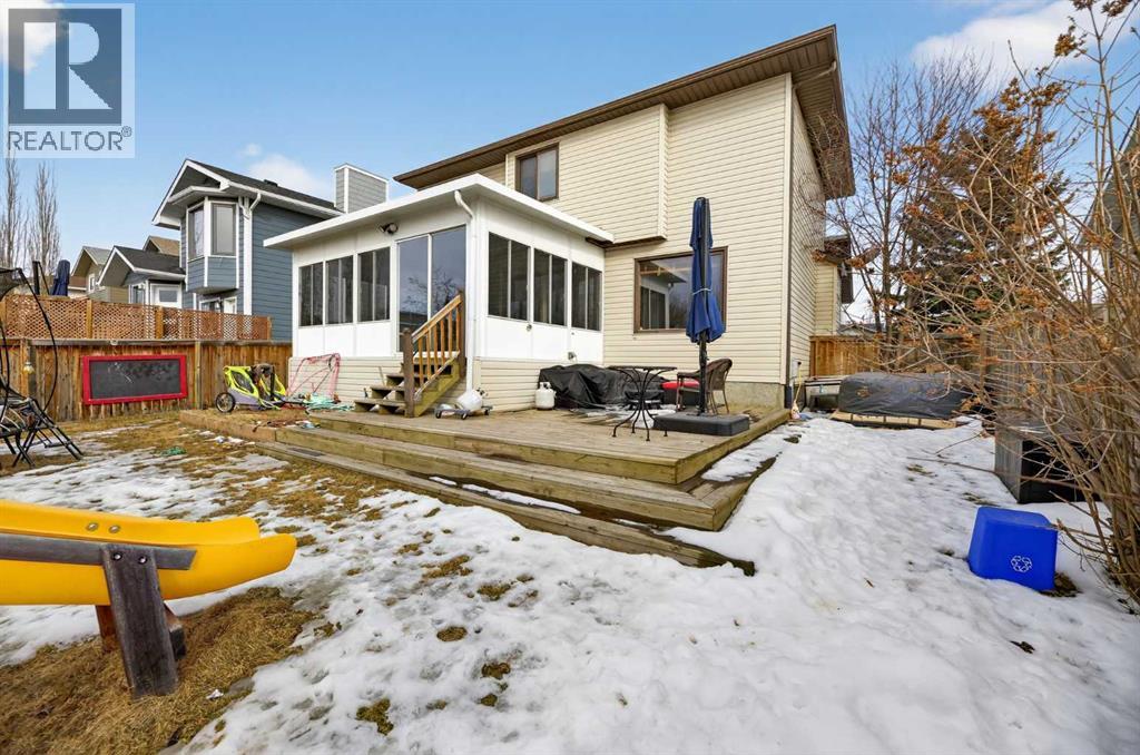 592 Meadowbrook Bay Se, Airdrie, Alberta  T4A 2A9 - Photo 26 - A2290512