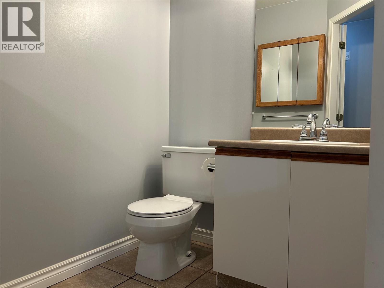 160 5 Avenue Sw Unit# 101, Salmon Arm, British Columbia  V1E 1R4 - Photo 14 - 10377531