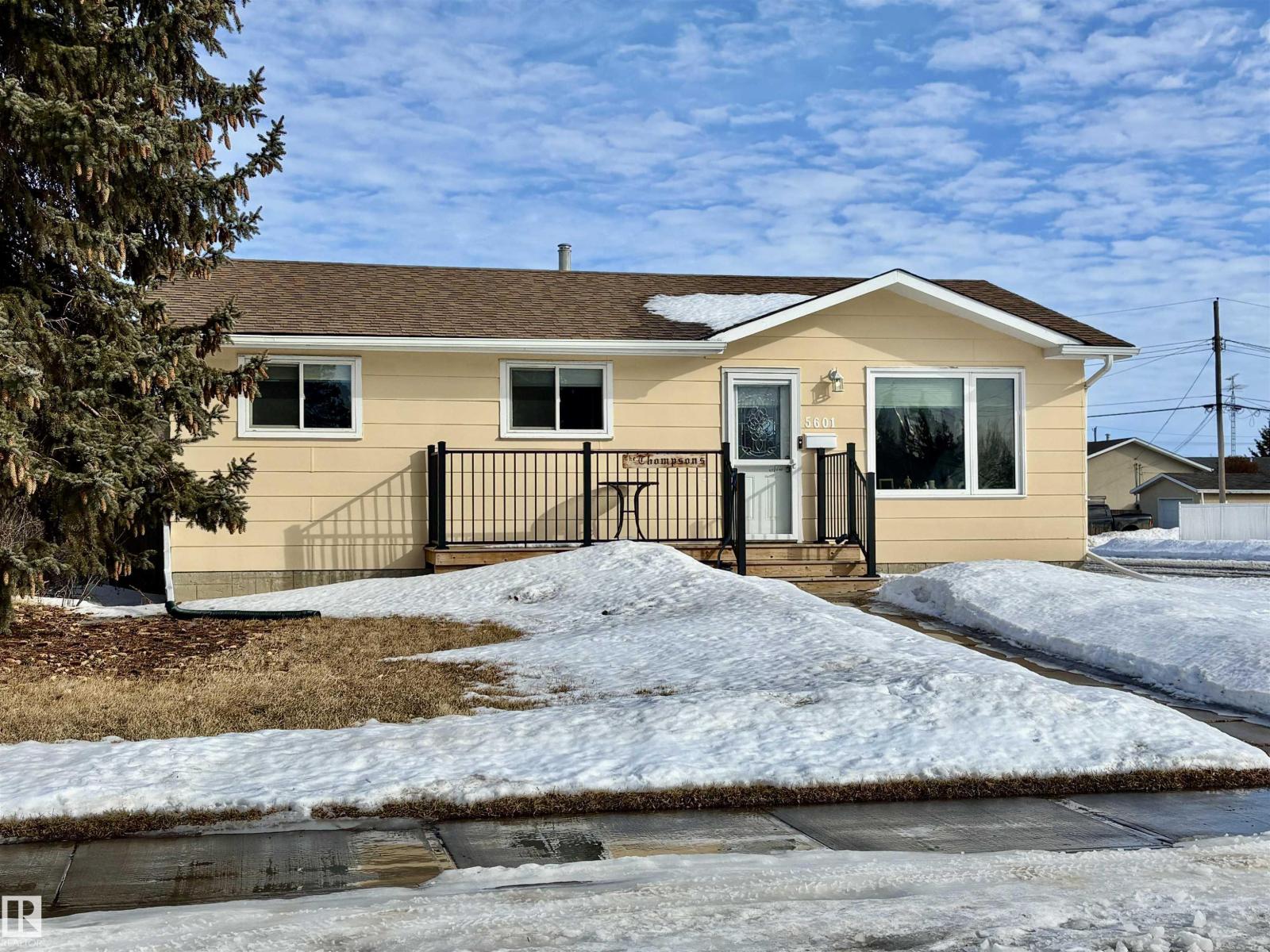 5601 48a St, Vegreville, Alberta  T9C 1G7 - Photo 2 - E4476496