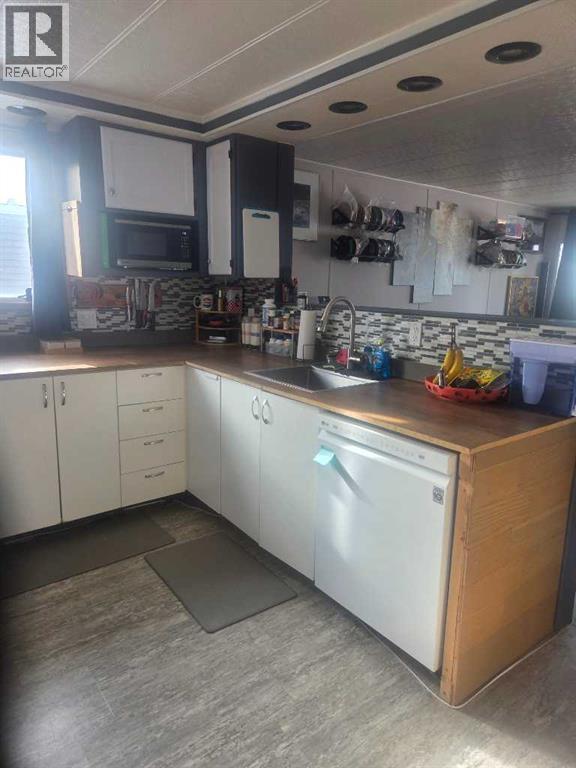 124, 3223 83 Street Nw, Calgary, Alberta  T3B 5N1 - Photo 3 - A2290826