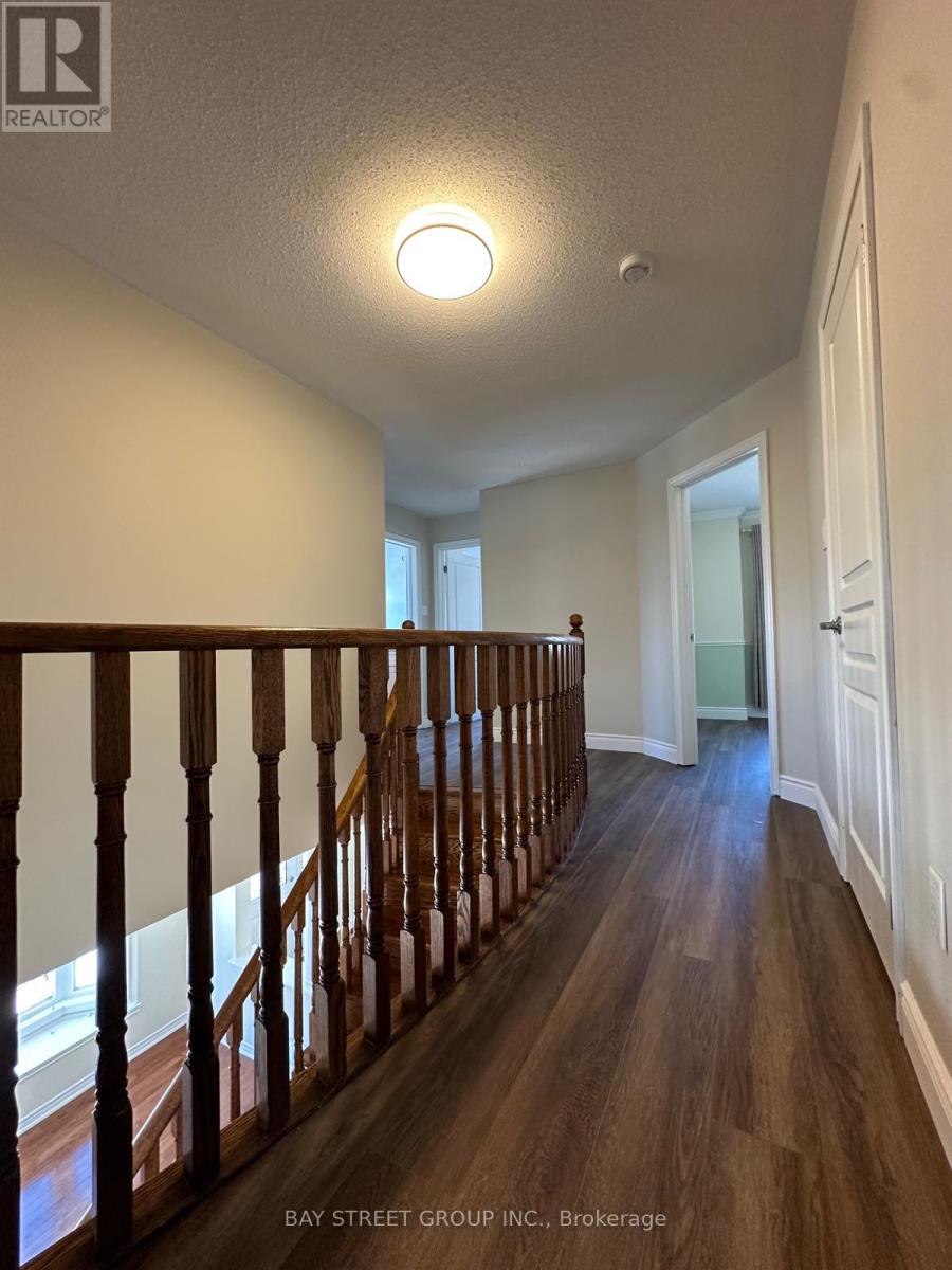 1 Thistle Avenue, Richmond Hill, Ontario  L4E 0B6 - Photo 35 - N12857884