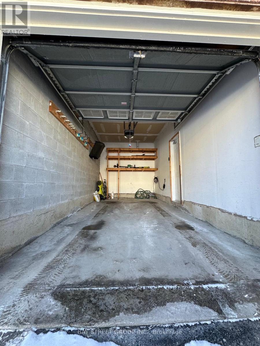 1 Thistle Avenue, Richmond Hill, Ontario  L4E 0B6 - Photo 40 - N12857884