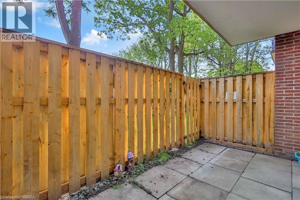 793 Colborne Street E Unit# 104, Brantford, Ontario  N3S 7J3 - Photo 10 - 40802029