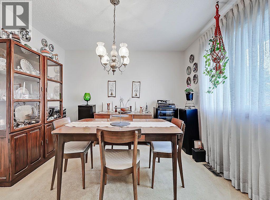 9432 Almond Crescent Se, Calgary, Alberta  T2J 1B6 - Photo 11 - A2291560