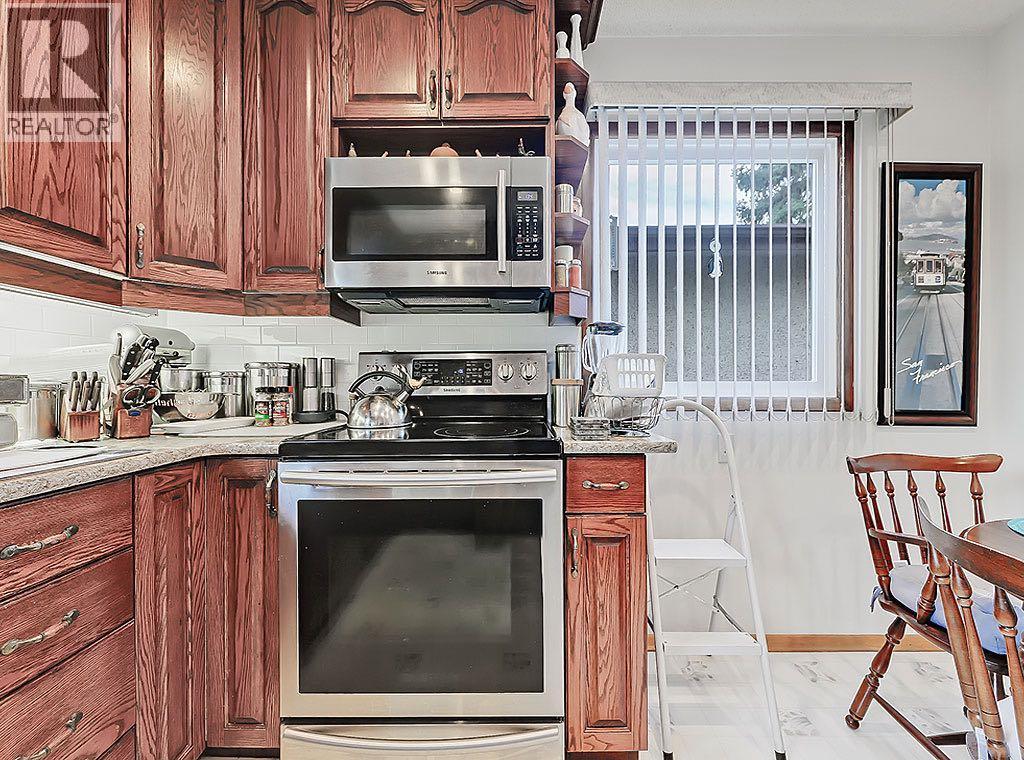 9432 Almond Crescent Se, Calgary, Alberta  T2J 1B6 - Photo 6 - A2291560