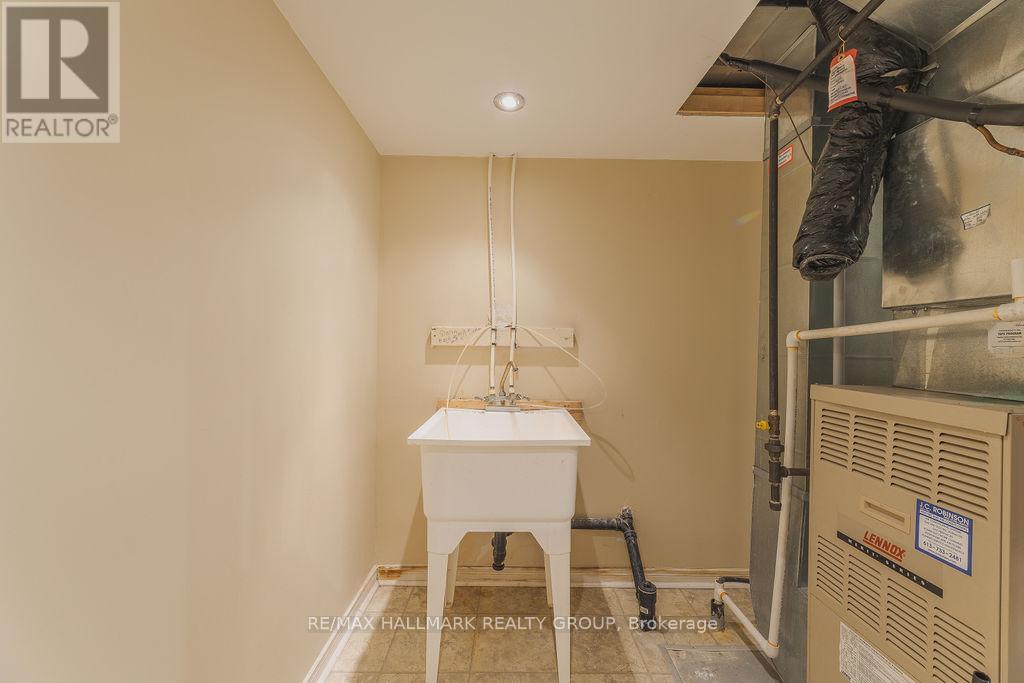 104 Bartlett Private, Ottawa, Ontario  K1V 2A8 - Photo 32 - X12858794