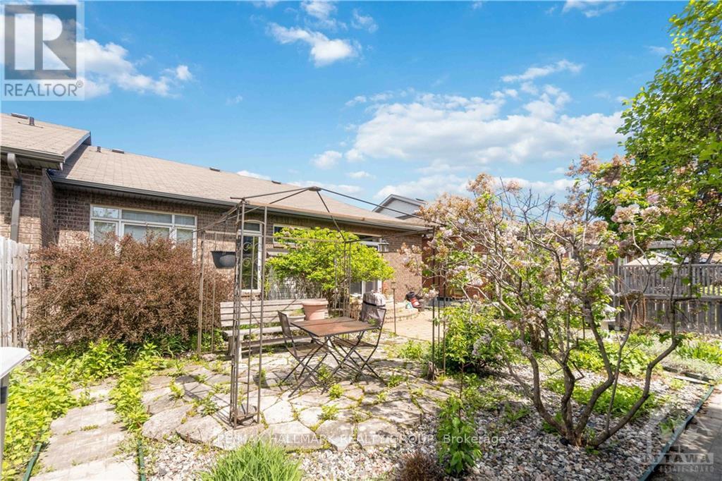 104 Bartlett Private, Ottawa, Ontario  K1V 2A8 - Photo 36 - X12858794