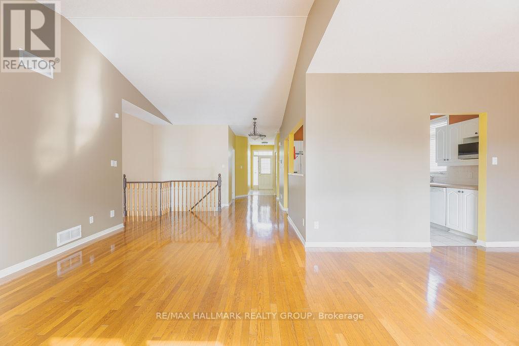 104 Bartlett Private, Ottawa, Ontario  K1V 2A8 - Photo 9 - X12858794