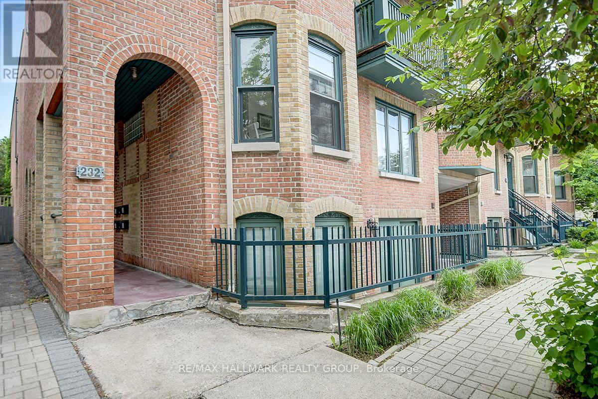 1 - 232 Wilbrod Street, Ottawa, Ontario  K1N 6L6 - Photo 2 - X12858800