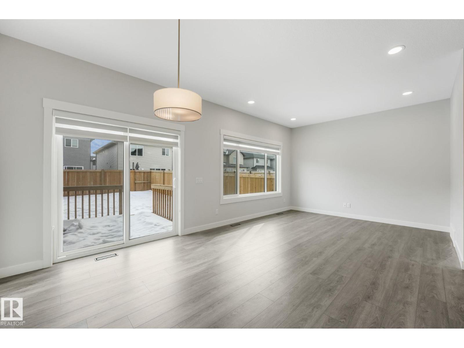 9919 226 St Nw, Edmonton, Alberta  T5T 7V2 - Photo 7 - E4476507