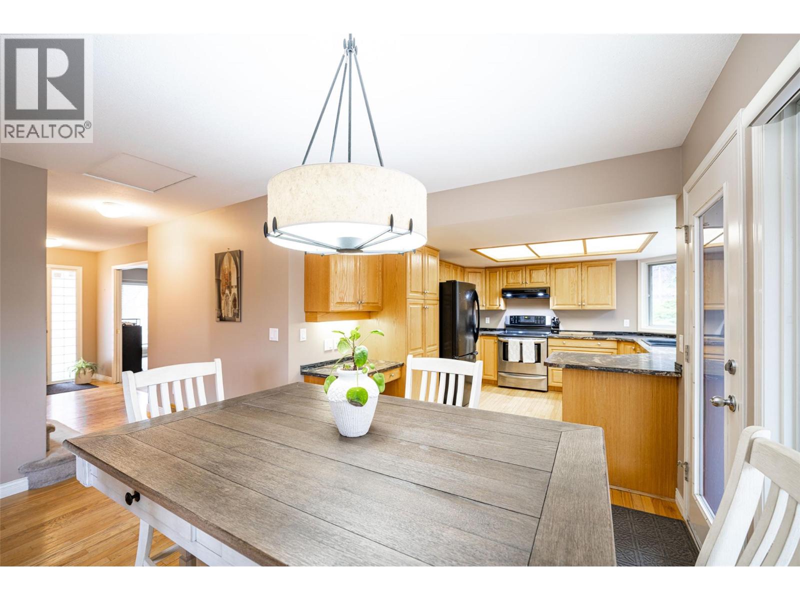 2921 Fieldstone Court, West Kelowna, British Columbia  V4T 1S9 - Photo 9 - 10377855