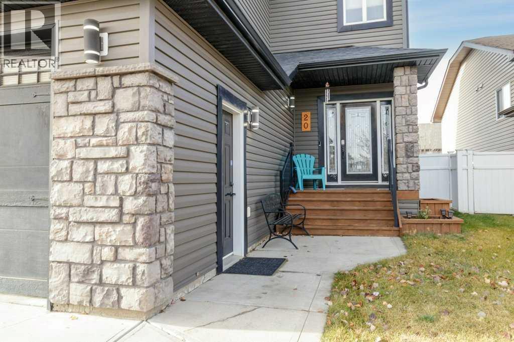 20 Oakfield Close, Red Deer, Alberta  T4P 0C9 - Photo 3 - A2270240
