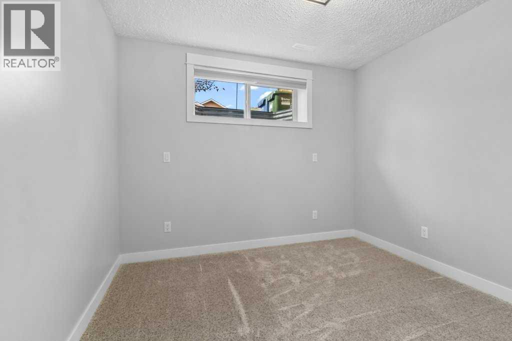 20 Oakfield Close, Red Deer, Alberta  T4P 0C9 - Photo 35 - A2270240