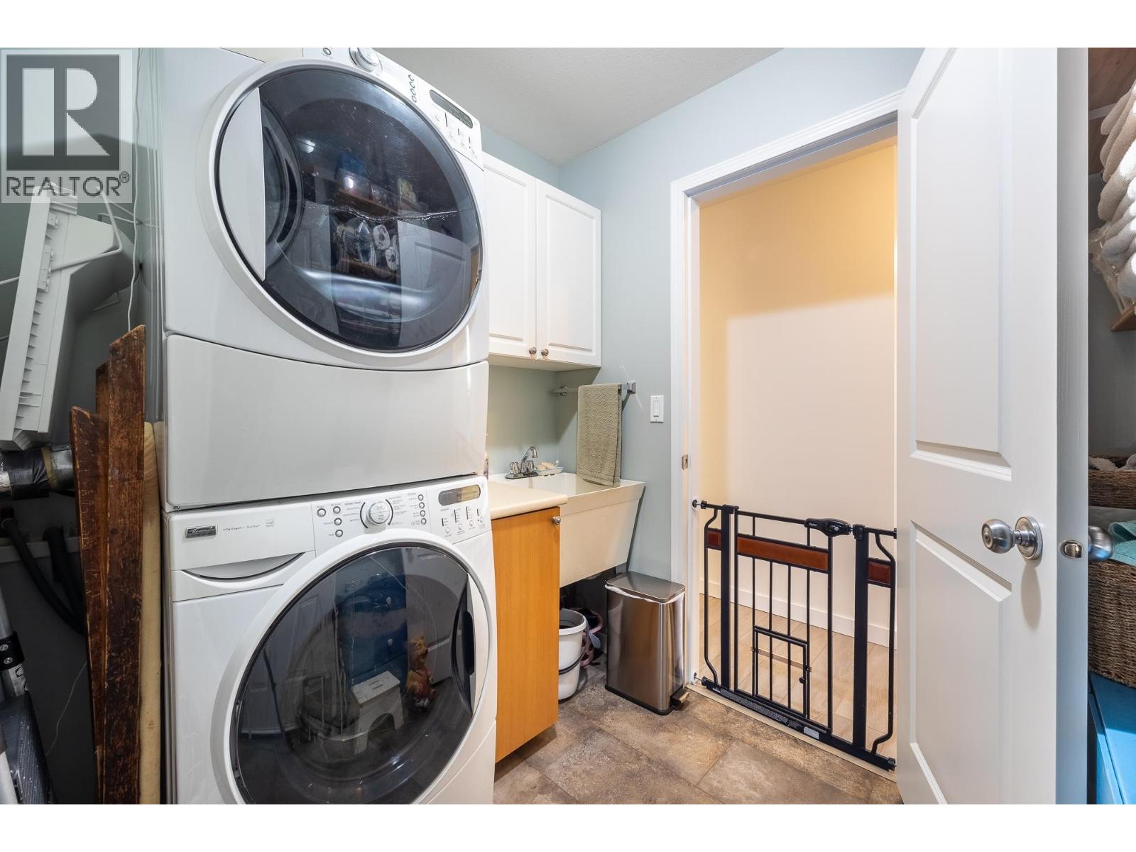 6270 Homestead Avenue, Sechelt, British Columbia  V7Z 0M6 - Photo 27 - R3082206