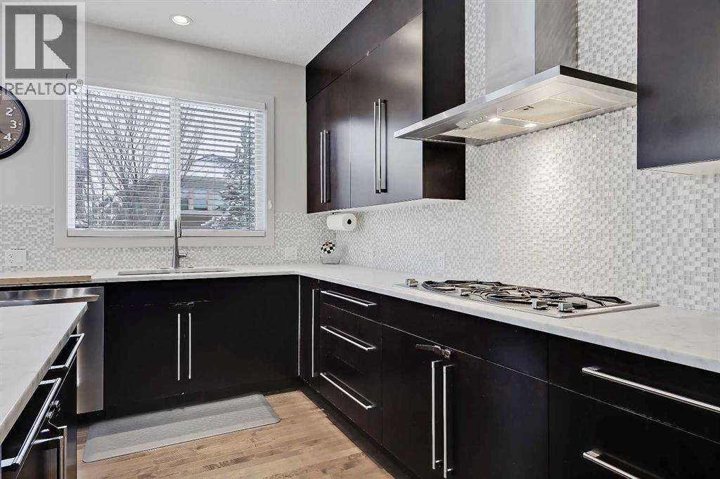 132 Valley Pointe Place Nw, Calgary, Alberta  T3B 6B1 - Photo 8 - A2290668