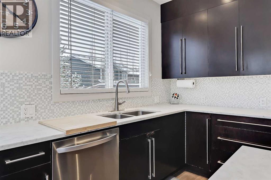 132 Valley Pointe Place Nw, Calgary, Alberta  T3B 6B1 - Photo 9 - A2290668