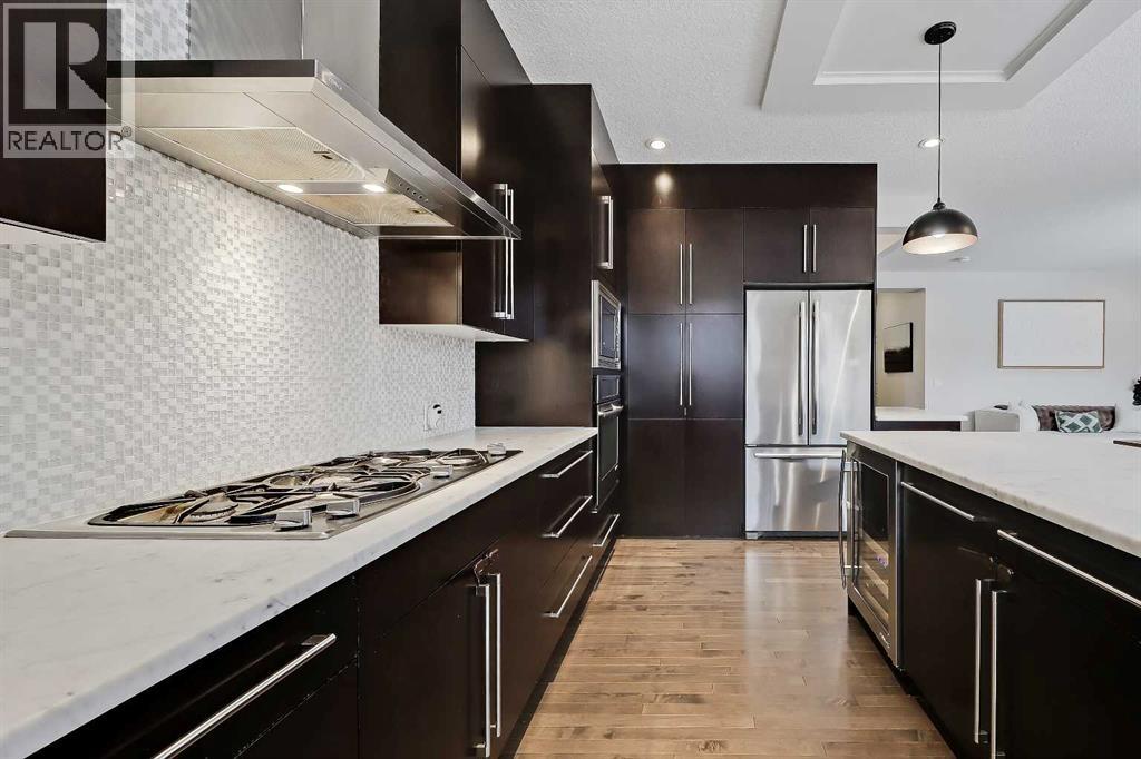 132 Valley Pointe Place Nw, Calgary, Alberta  T3B 6B1 - Photo 6 - A2290668