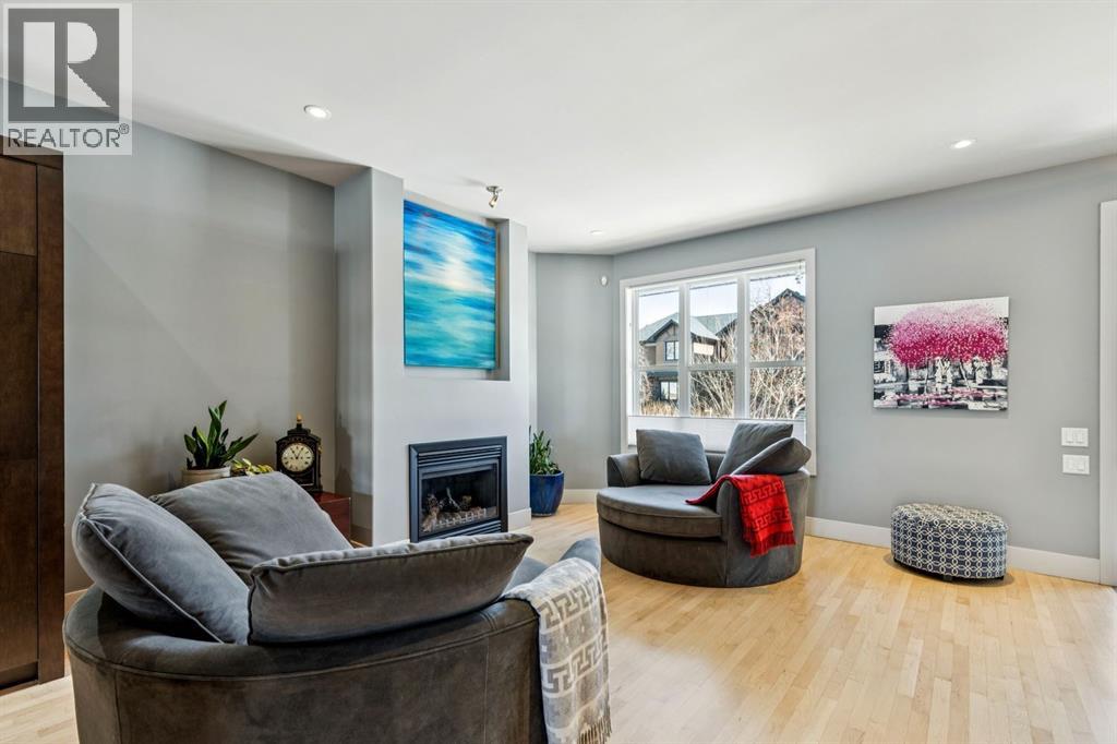 3043 28 Street Sw, Calgary, Alberta  T3E 2J4 - Photo 8 - A2289373